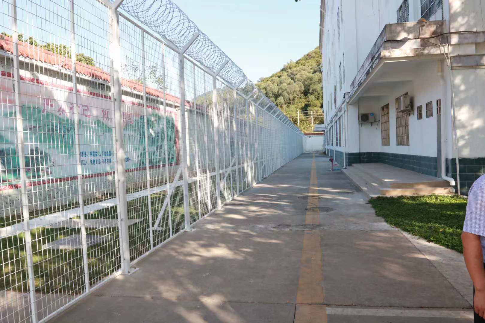 监狱护栏网